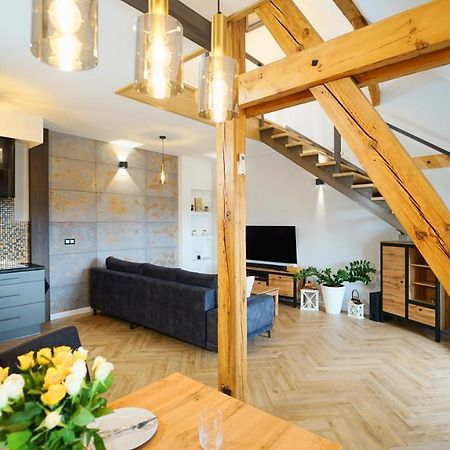 Apartamenty Everysky - Mickiewicza 30 يلينيا غورا المظهر الخارجي الصورة